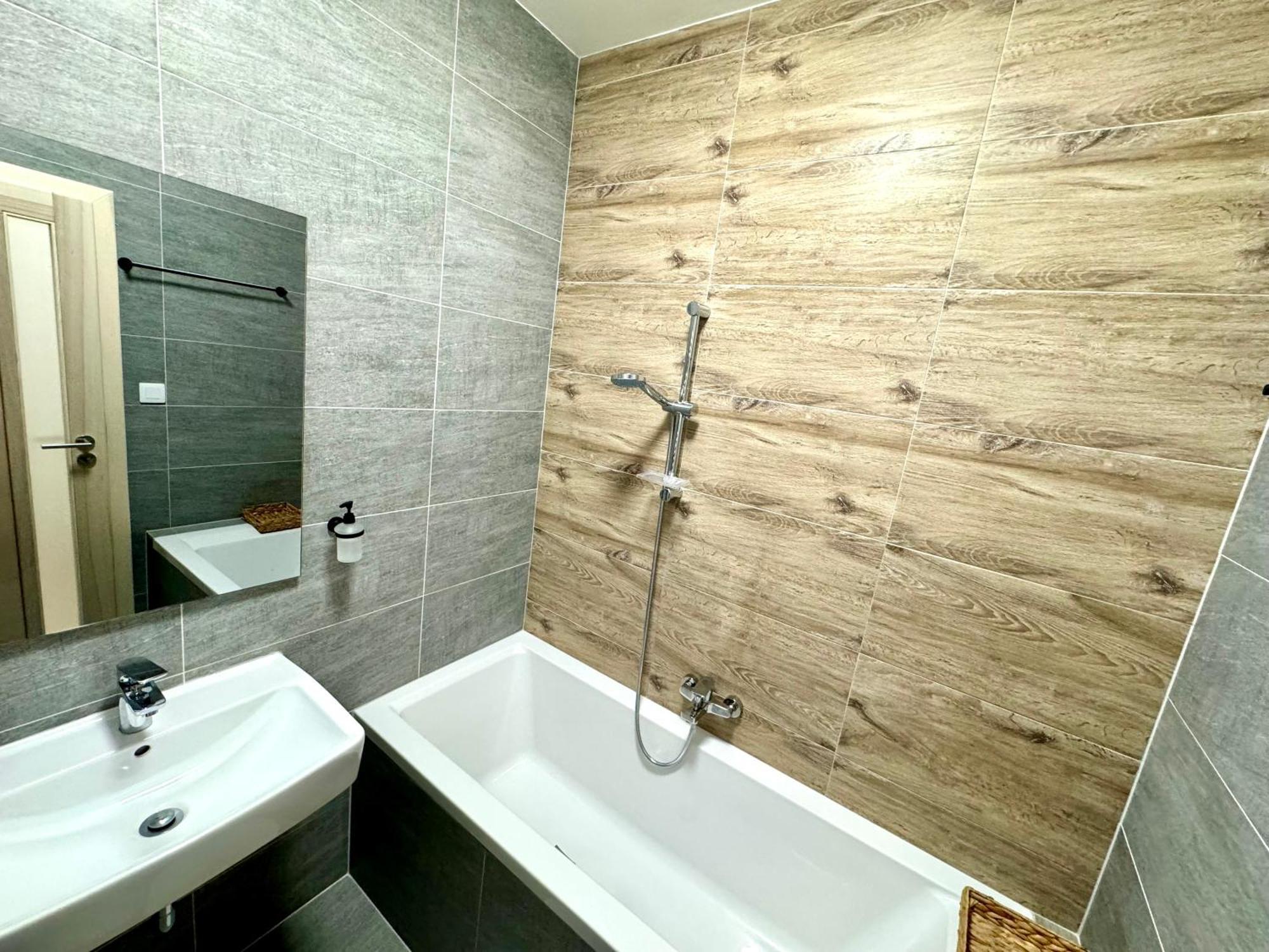Rivercity Apartments Karlsbad Exterior foto